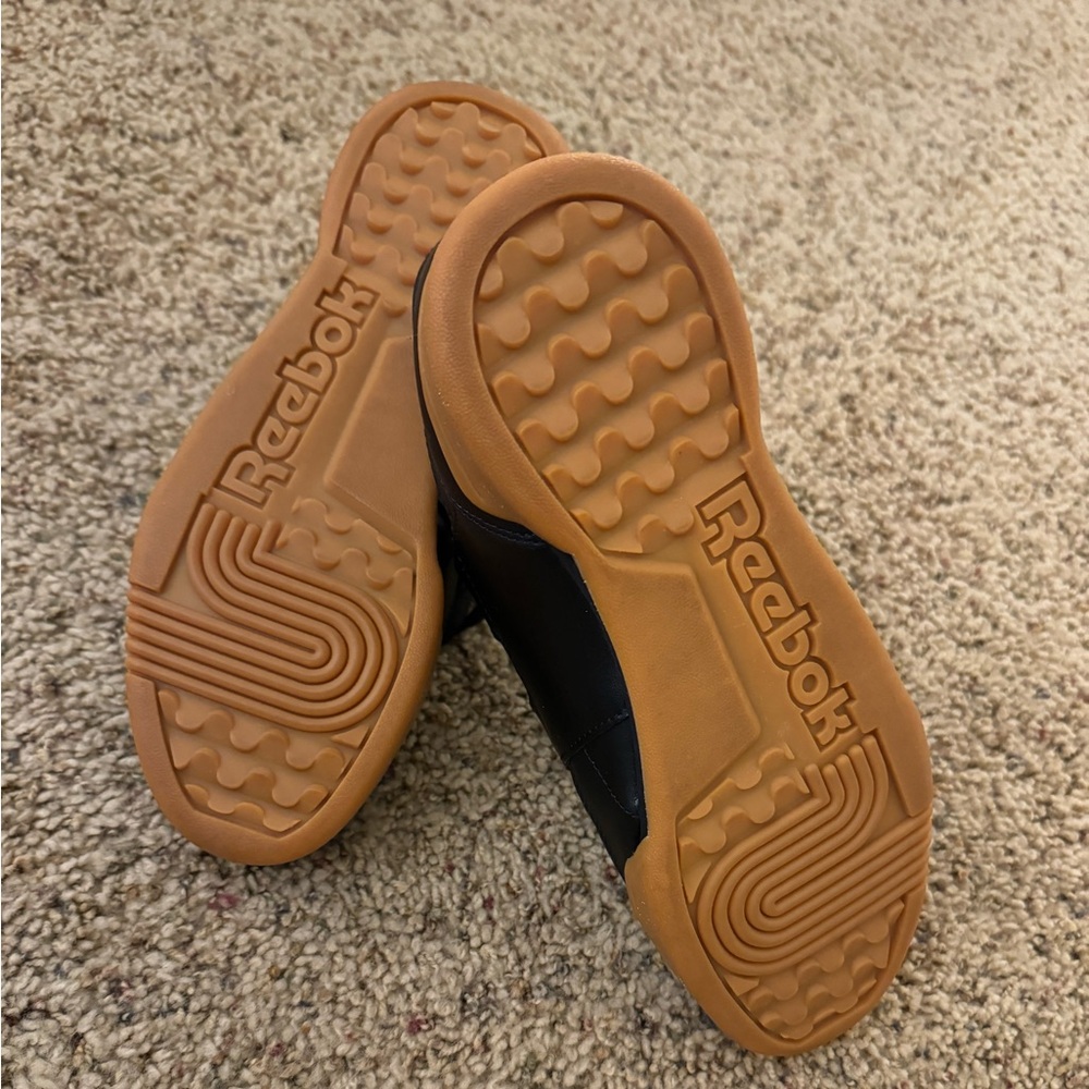 Black Reebok sneakers. - Picture 2 of 3